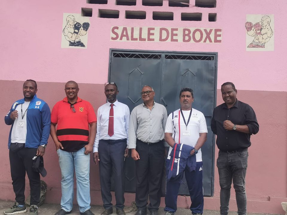 image Un poing commun entre les fédérations comorienne et réunionnaise